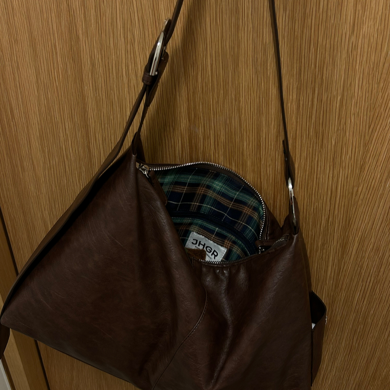 Signature StarRing Bag Brown