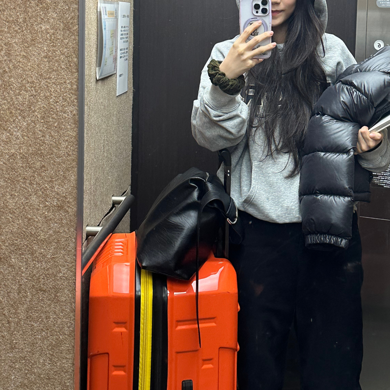 Signature StarRing Bag Black